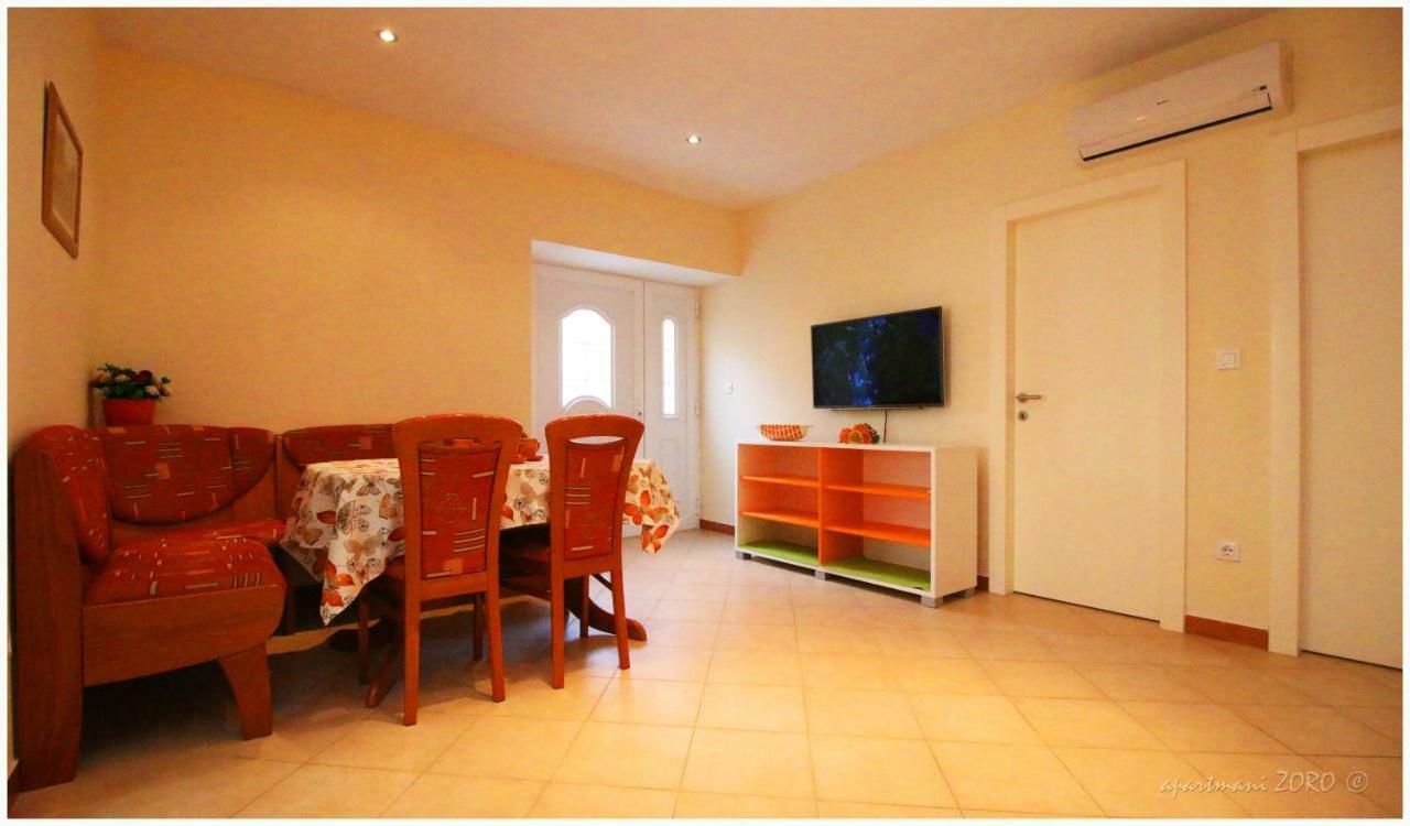 Apartments Zoro พรีมอชเตน ภายนอก รูปภาพ